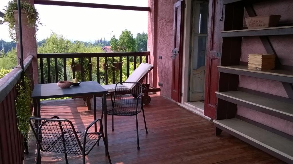 Bed And Breakfast Posserle Padenghe sul Garda Bagian luar foto
