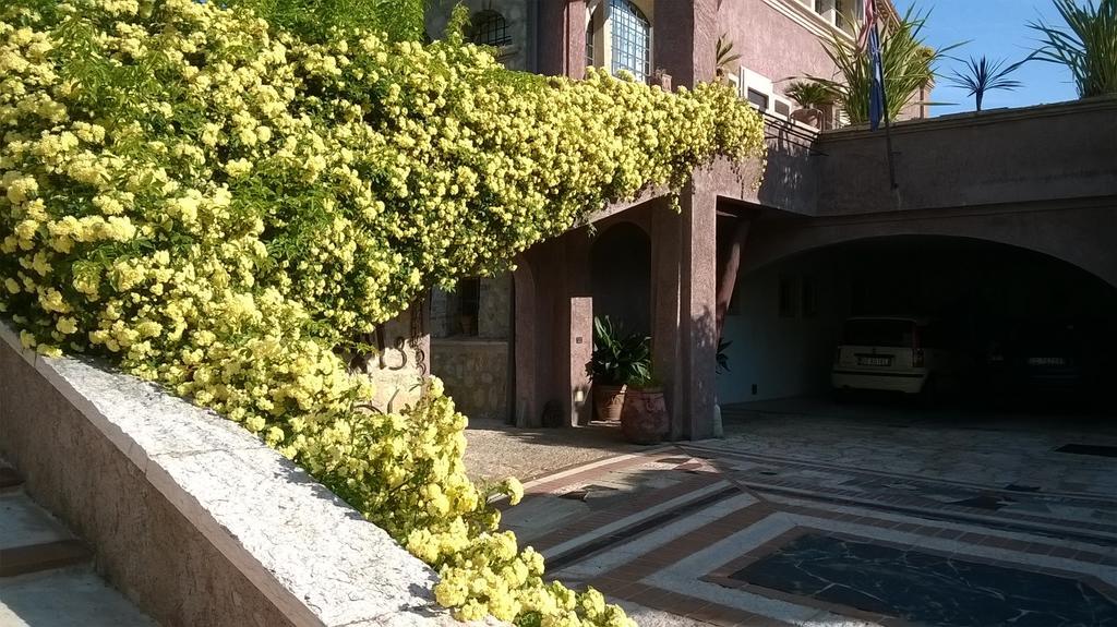 Bed And Breakfast Posserle Padenghe sul Garda Bagian luar foto
