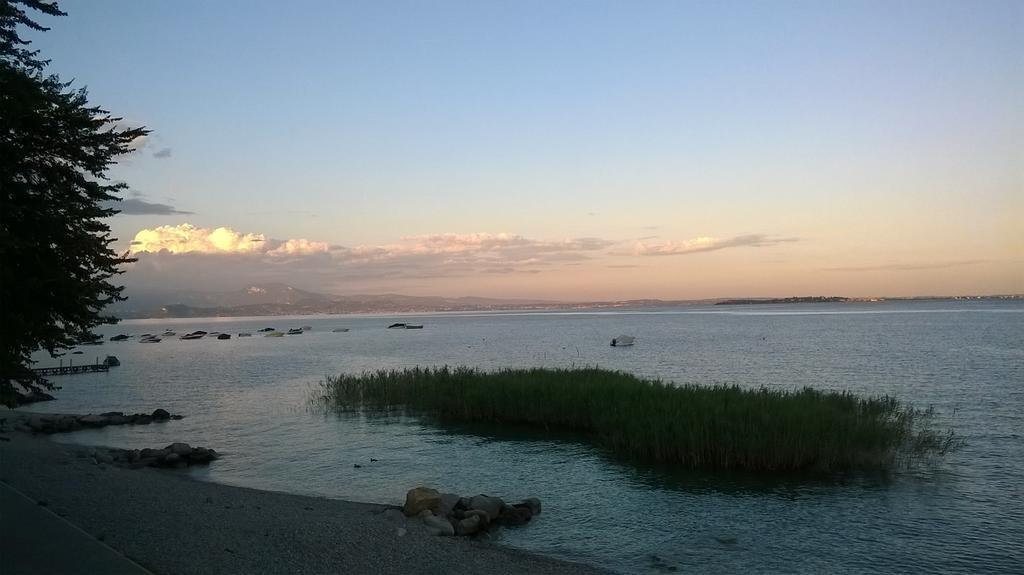 Bed And Breakfast Posserle Padenghe sul Garda Bagian luar foto