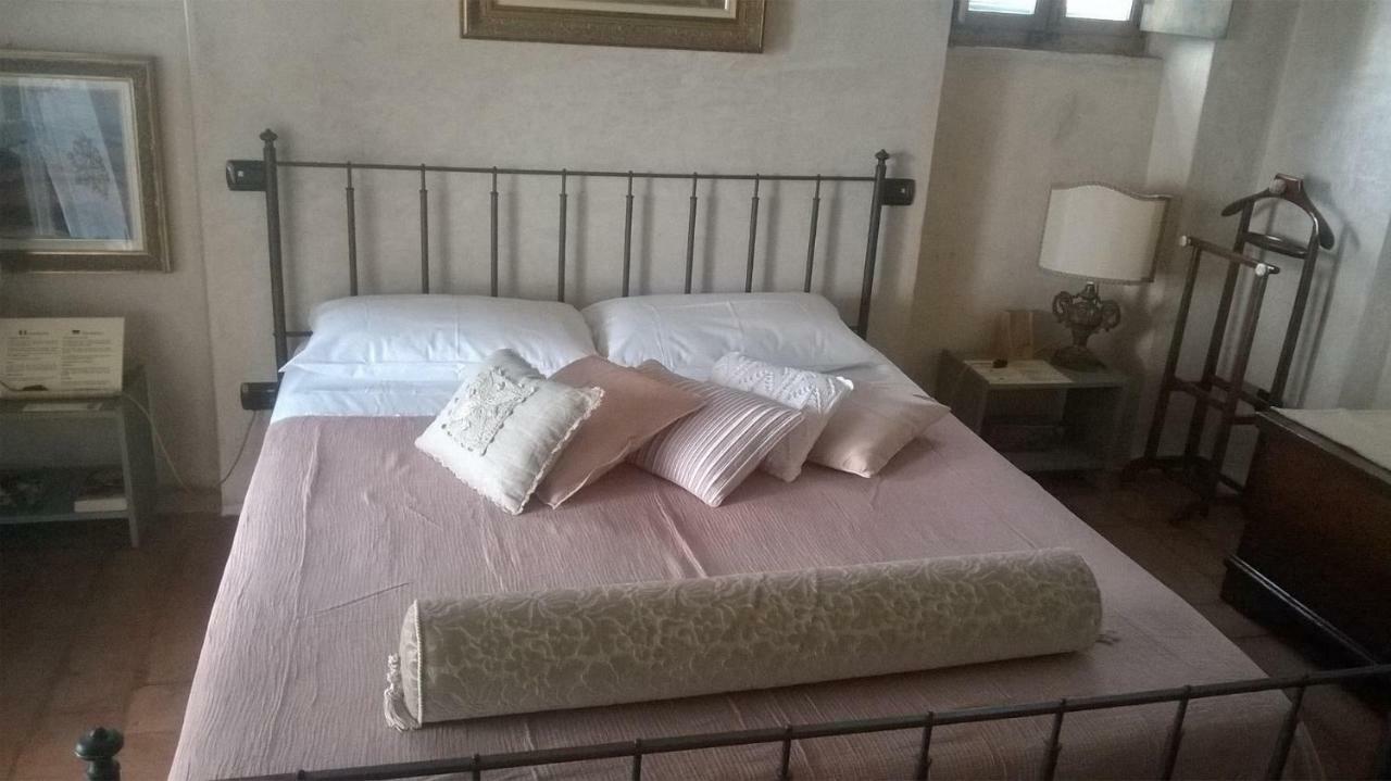 Bed And Breakfast Posserle Padenghe sul Garda Bagian luar foto